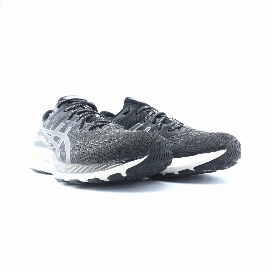 ASICS GEL-KAYANO 28