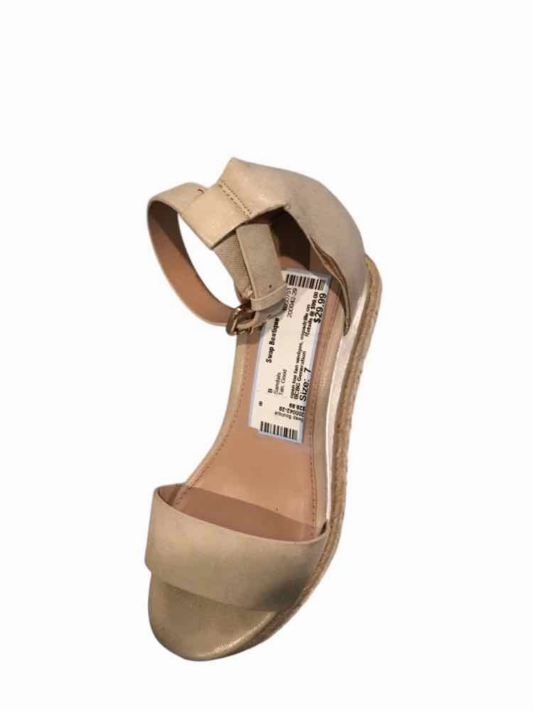 BCBG Generation Tan Size 7 Sandals