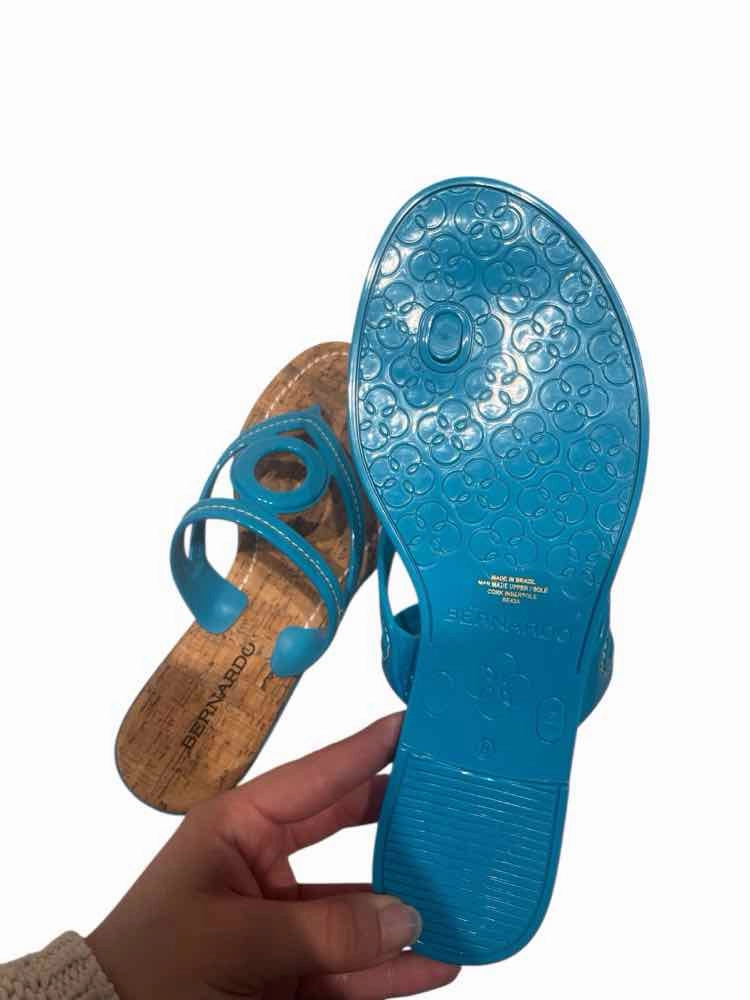 Bernardo Light Blue Size 8 Sandals