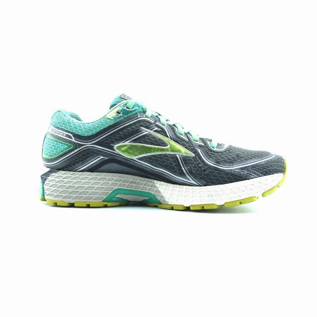 BROOKS ADRENALINE GTS 16