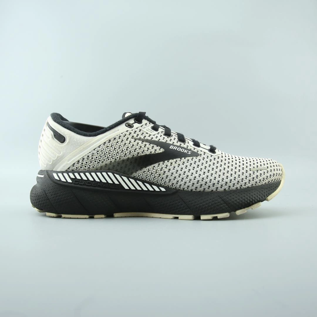 BROOKS ADRENALINE GTS 22