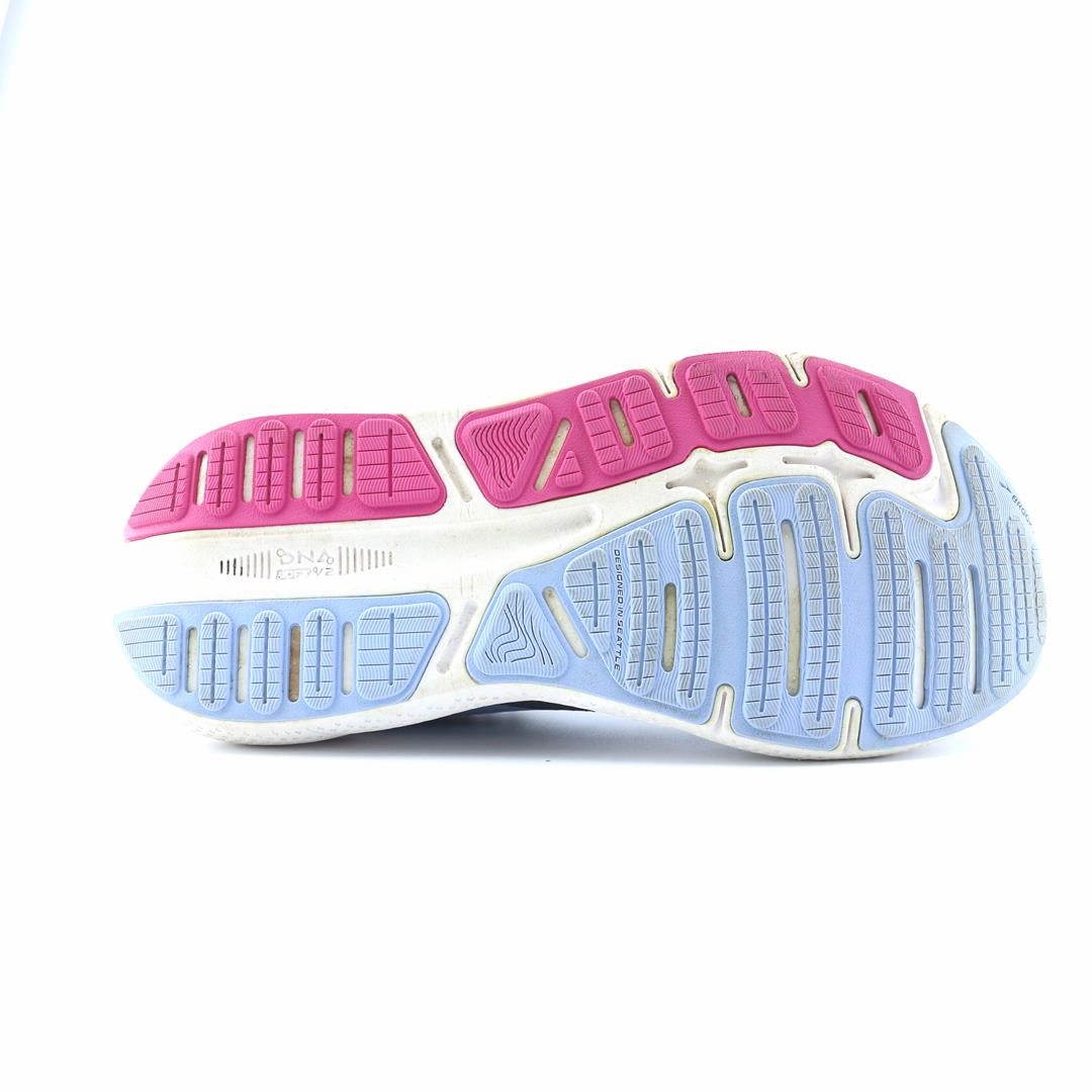BROOKS GHOST MAX