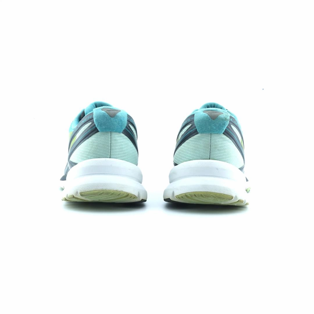 BROOKS LAUNCH 4