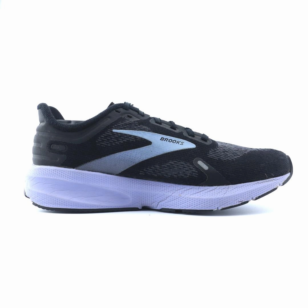 BROOKS LAUNCH 9