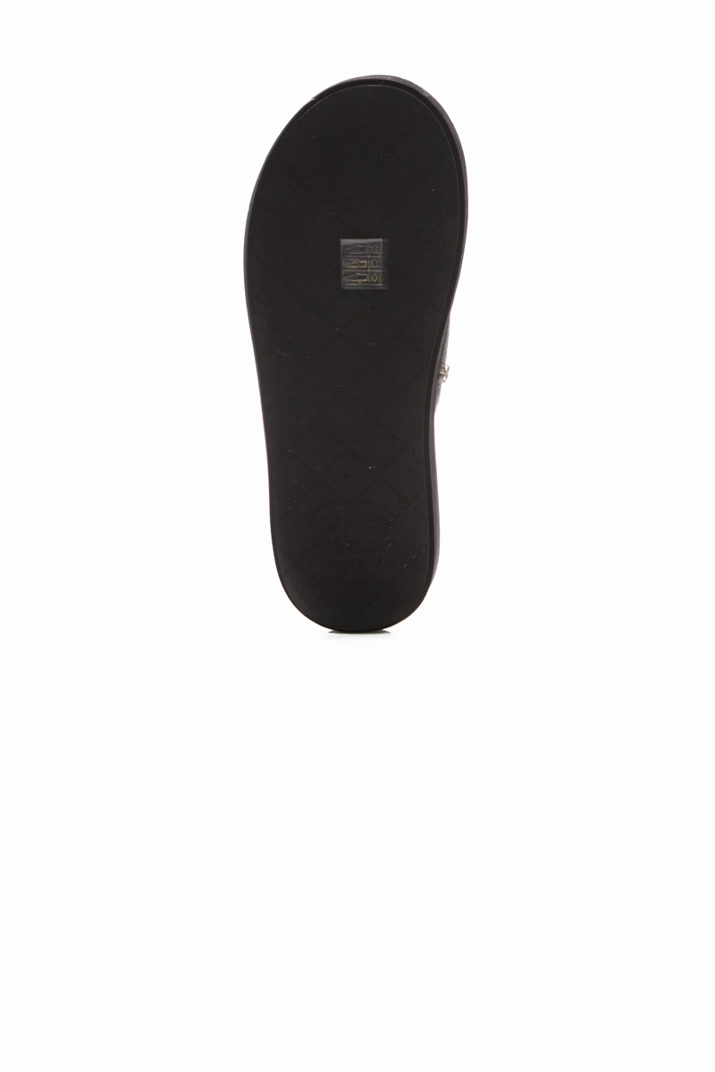 Charms Padded Pool Thong Sandals - Size 41