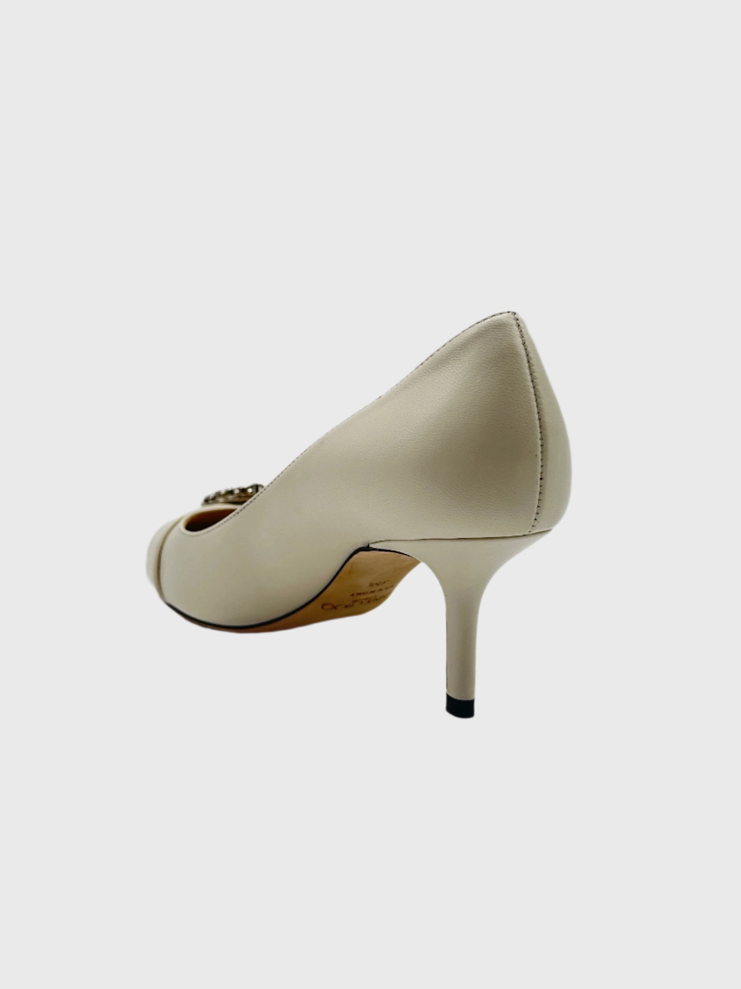 Crystals Pumps