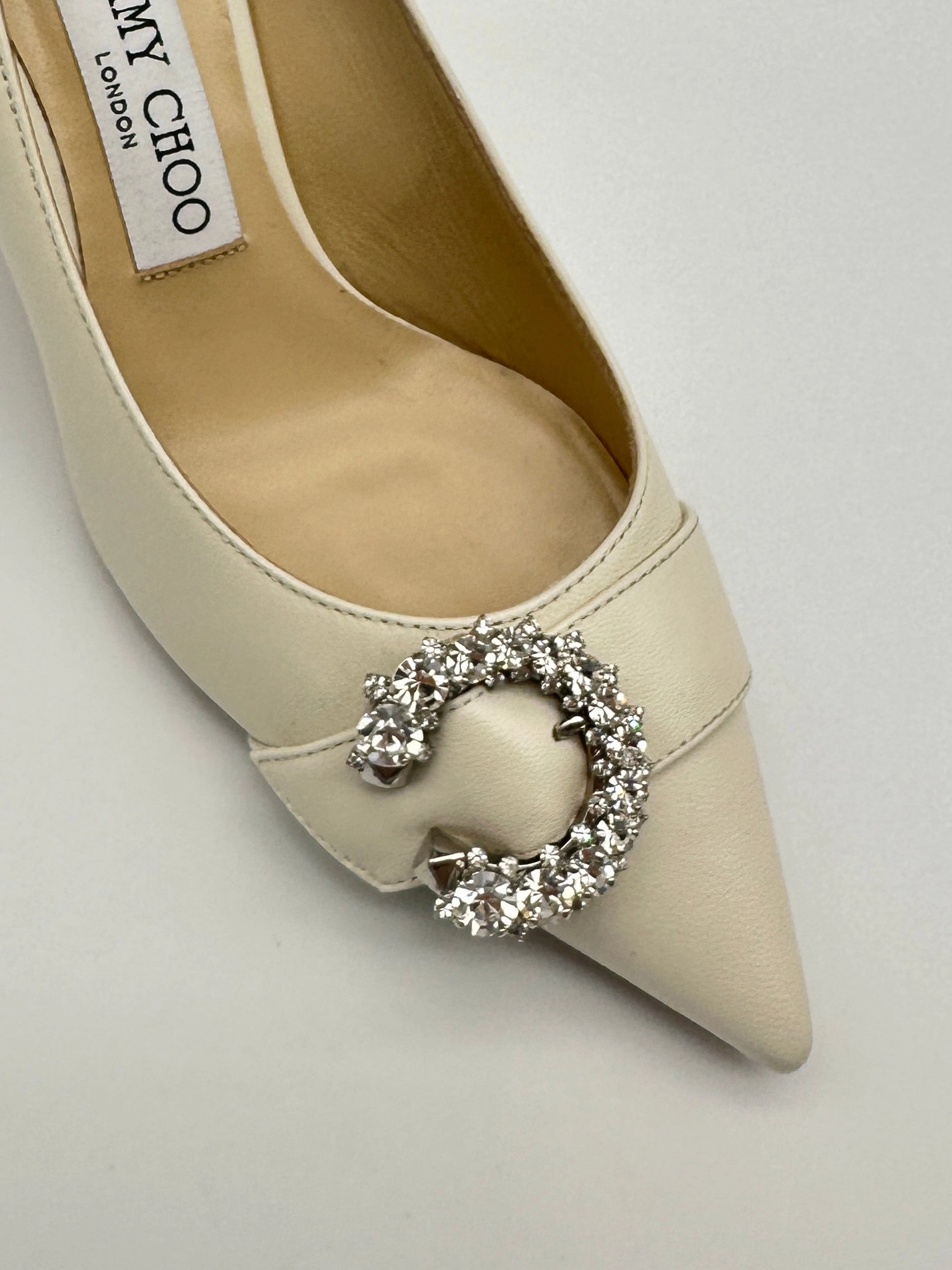 Crystals Pumps