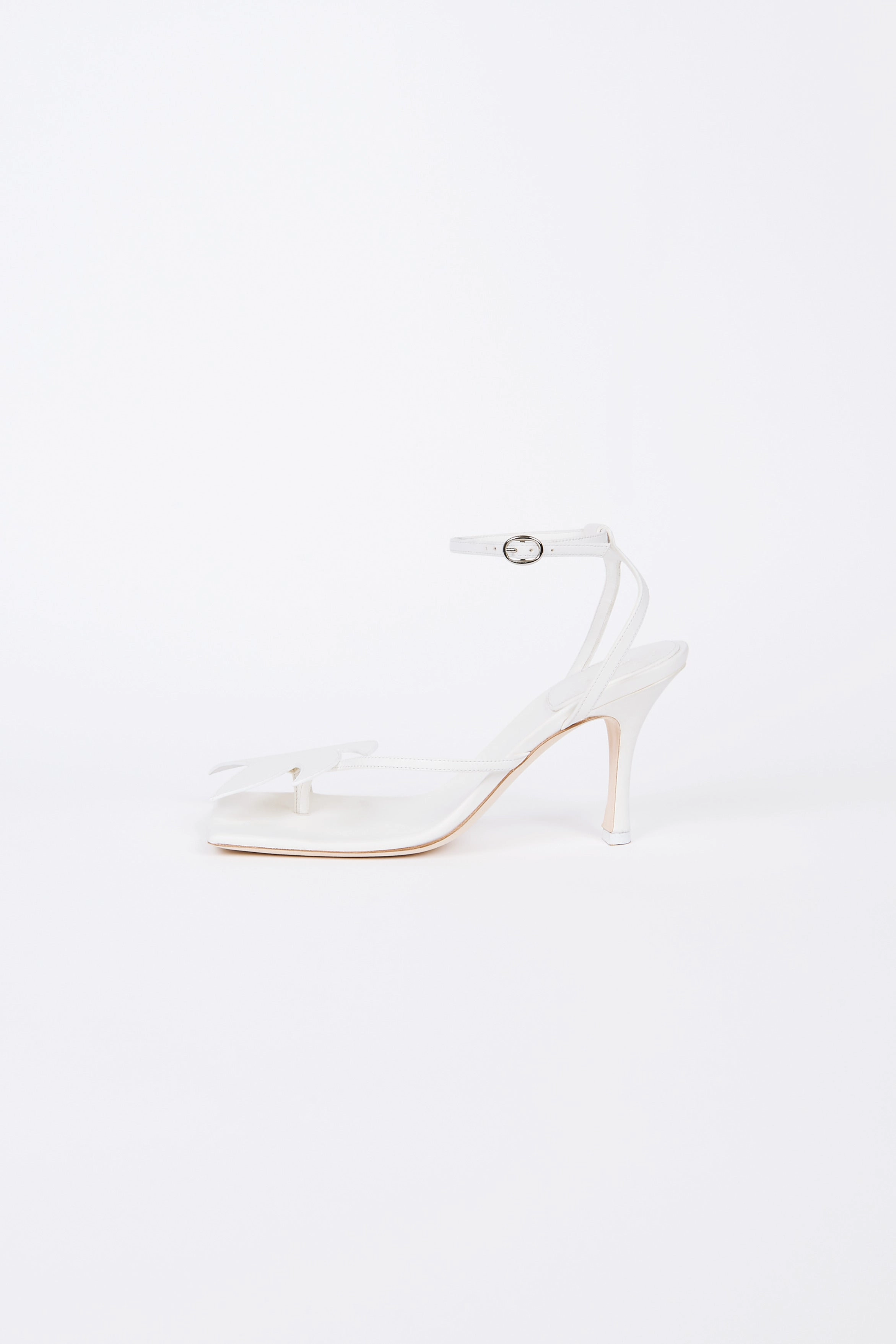 Delta Palma White