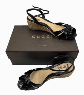 Gucci black and beige Size 10.5 Shoes