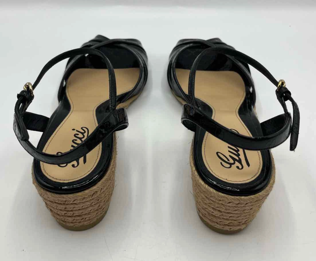 Gucci black and beige Size 10.5 Shoes