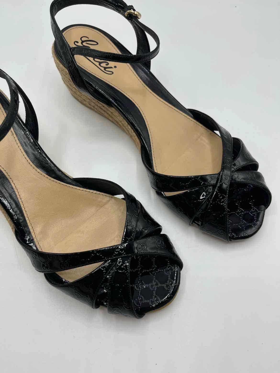 Gucci black and beige Size 10.5 Shoes