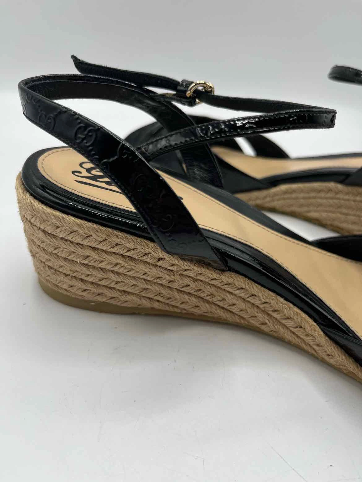 Gucci black and beige Size 10.5 Shoes