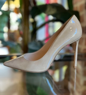 Jimmy Choo Beige Patent Leather Romy Heels SZ 41.5