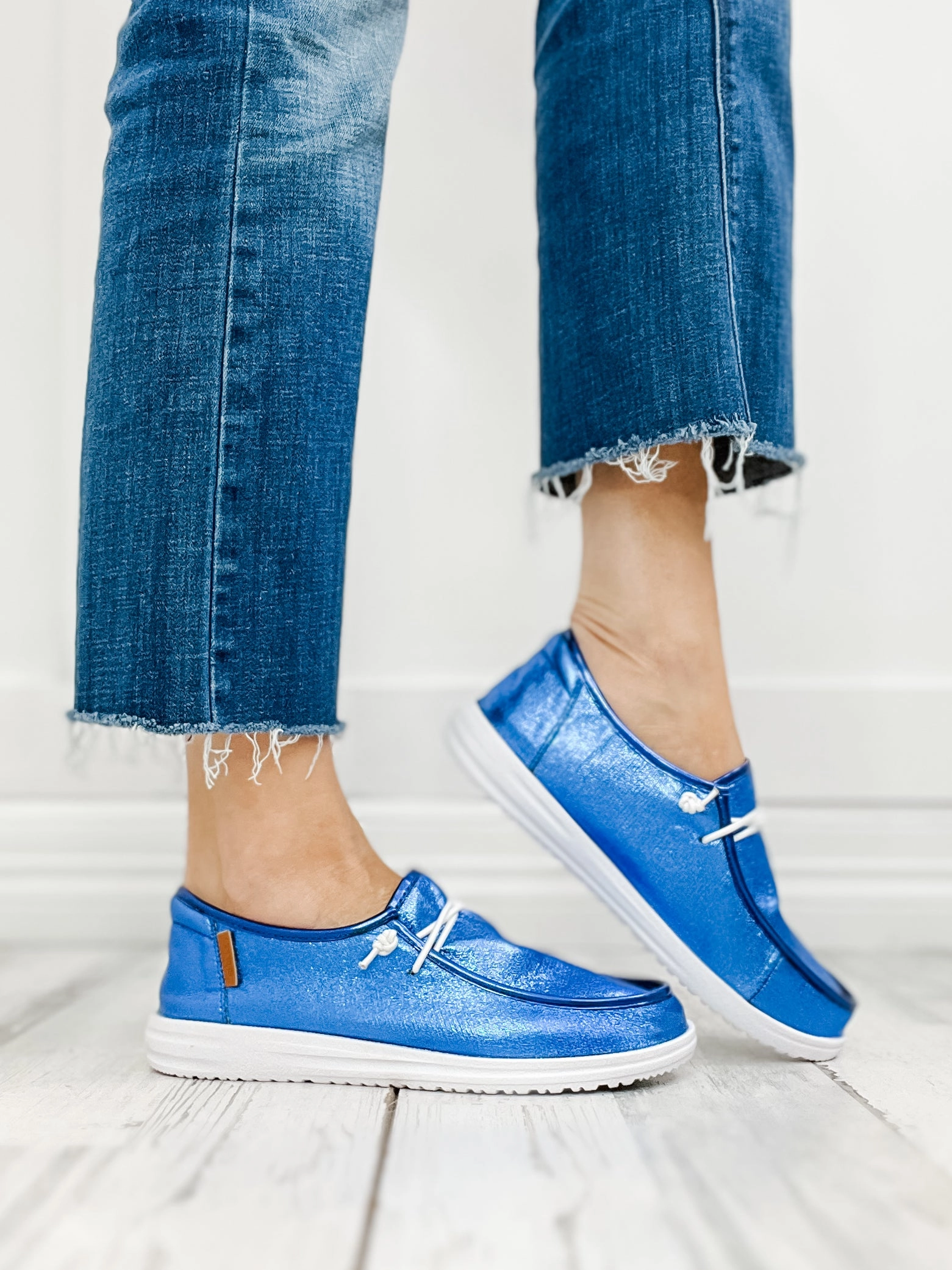KAYAK - ELECTRIC BLUE CRINKLE METALLIC