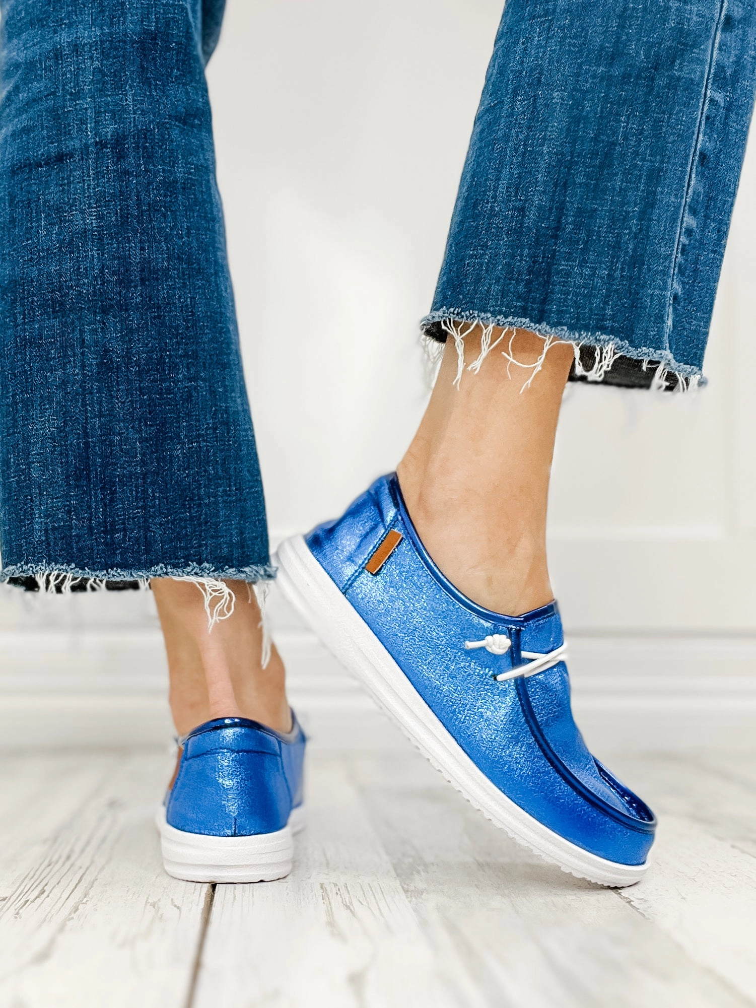 KAYAK - ELECTRIC BLUE CRINKLE METALLIC