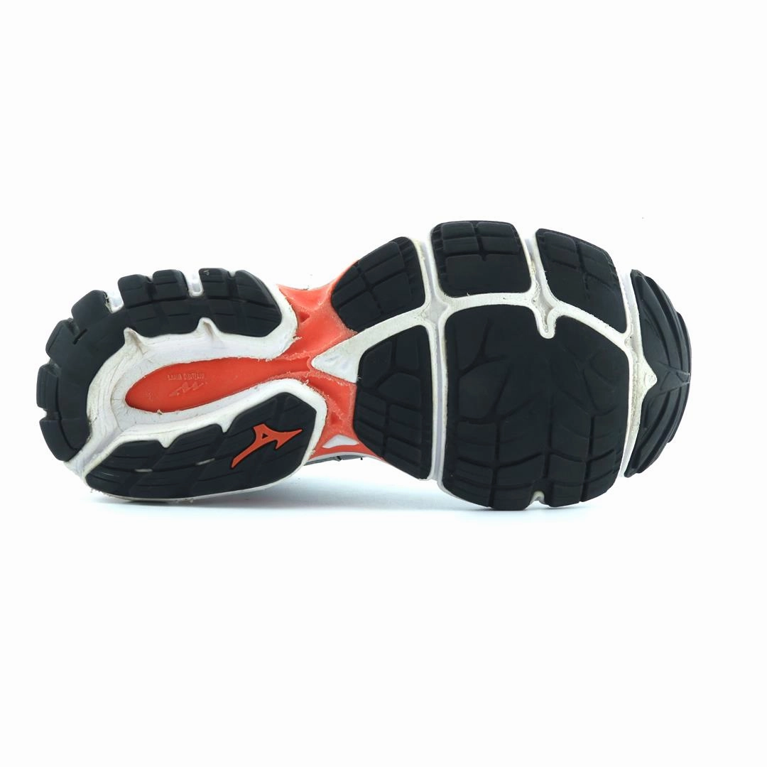 MIZUNO WAVE INSPIRE 15