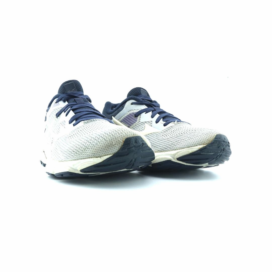 MIZUNO WAVE INSPIRE 16