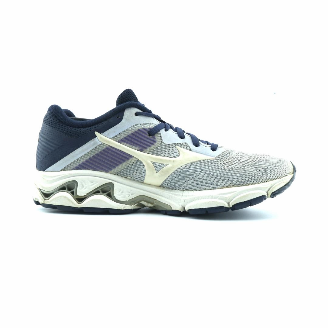 MIZUNO WAVE INSPIRE 16