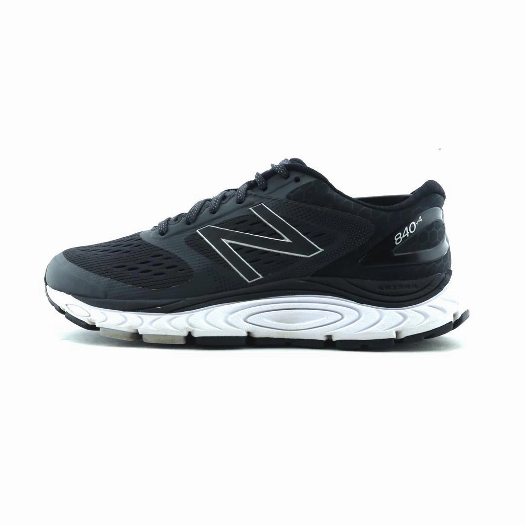 NEW BALANCE 840V4