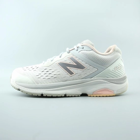 NEW BALANCE 847V4