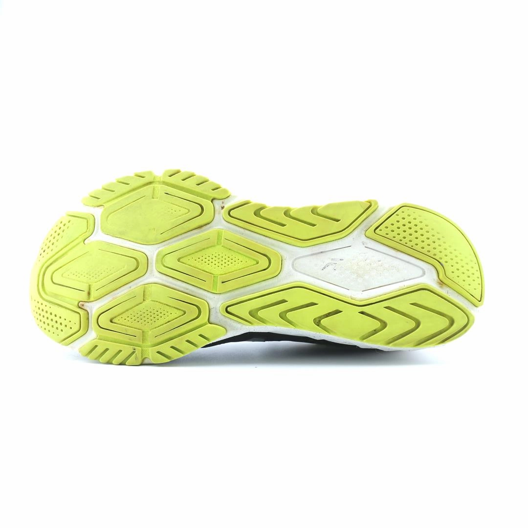 NEW BALANCE VAZEE PRISM V2