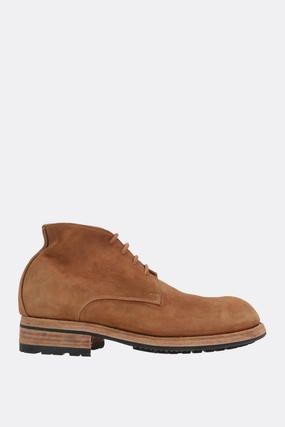 Ruggero desert boots in suede