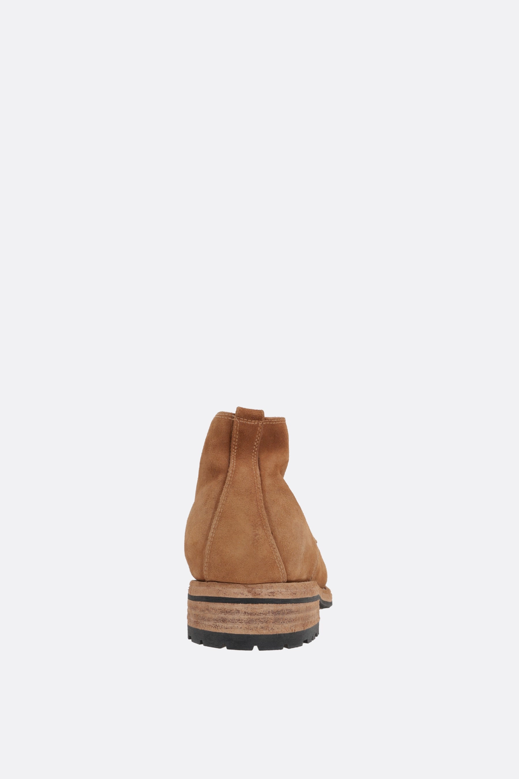 Ruggero desert boots in suede