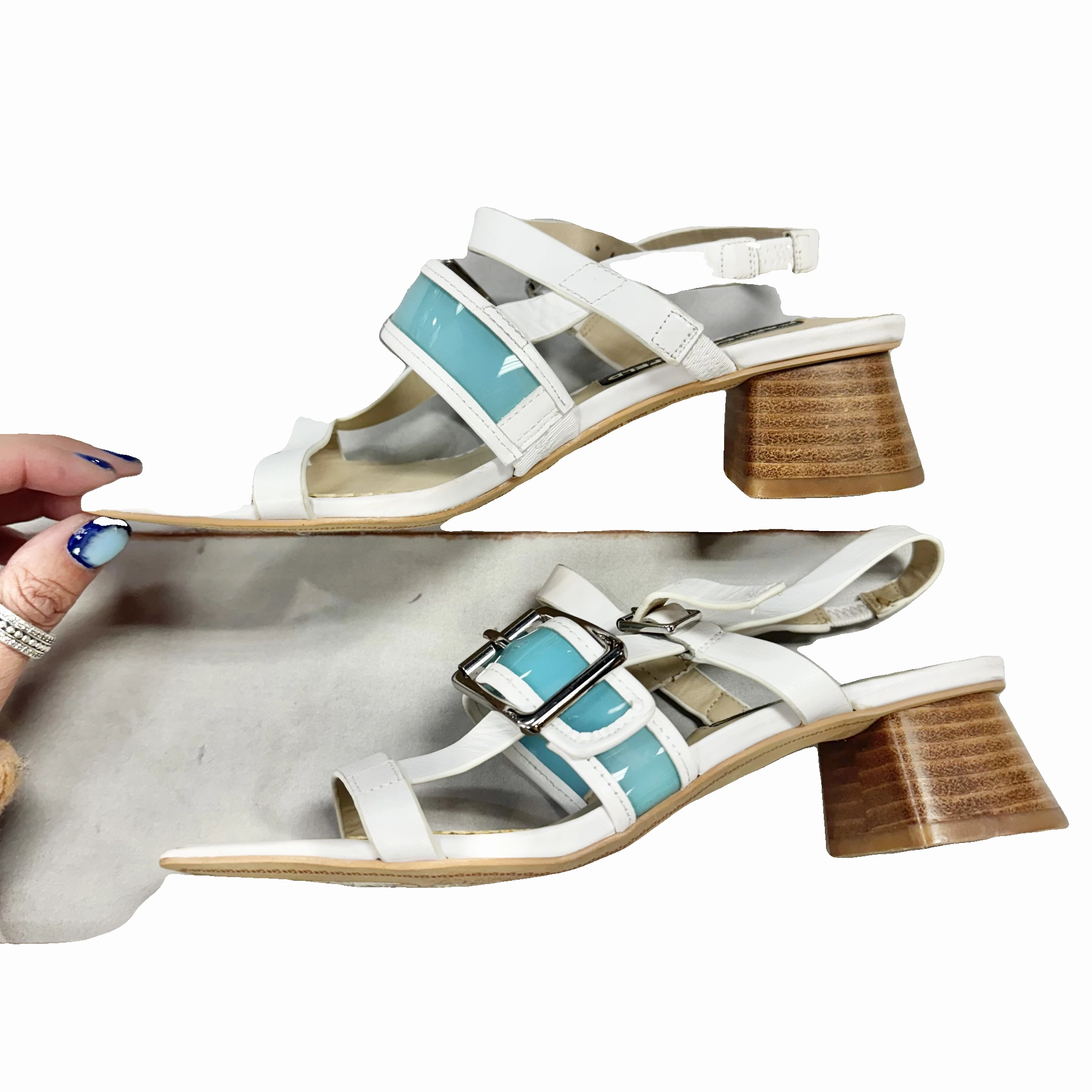 Sandals Designer By Karl Lagerfeld In White, Size: 6.5