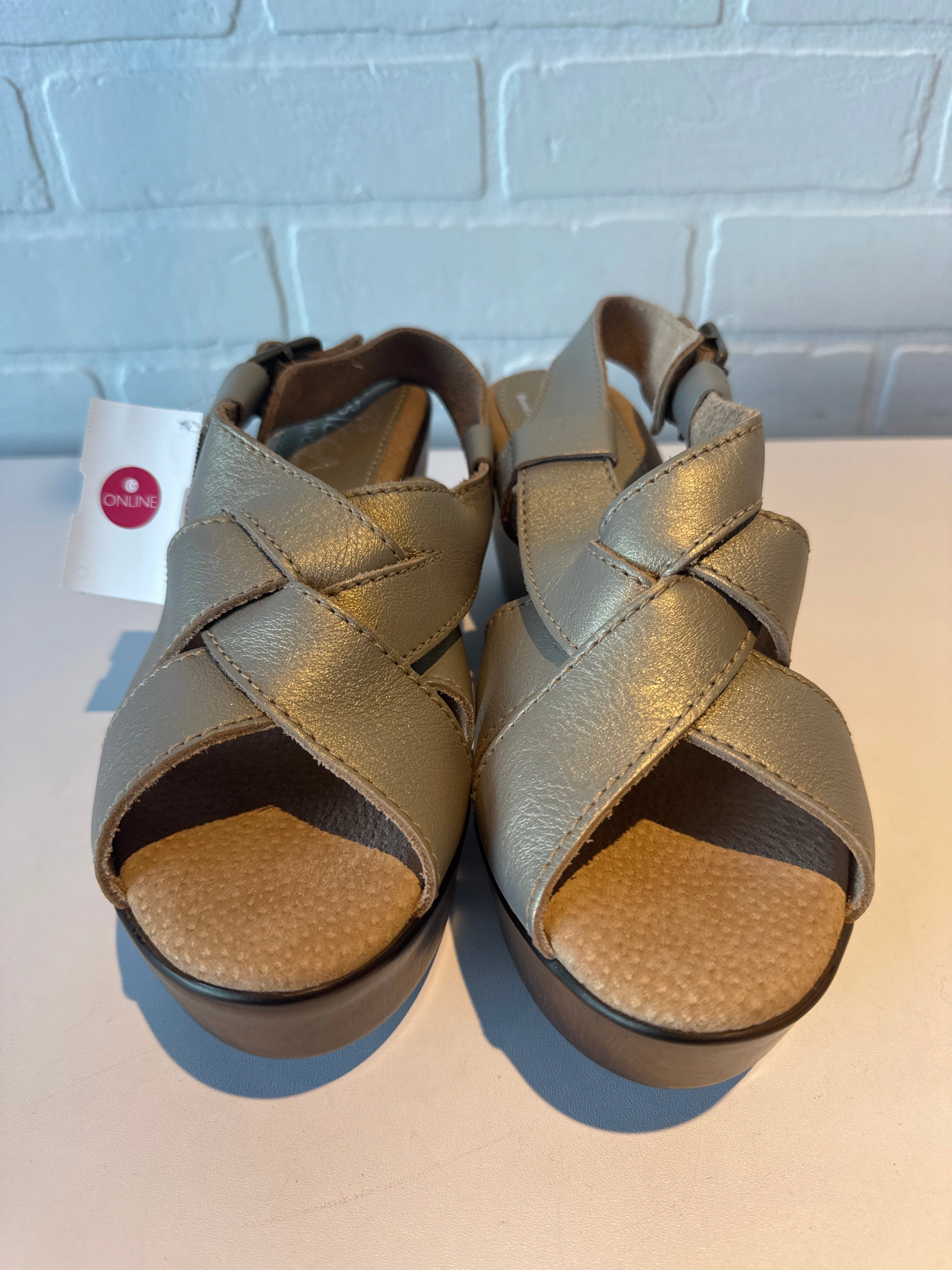 Sandals Heels Block By Sbicca In Bronze, Size: 10
