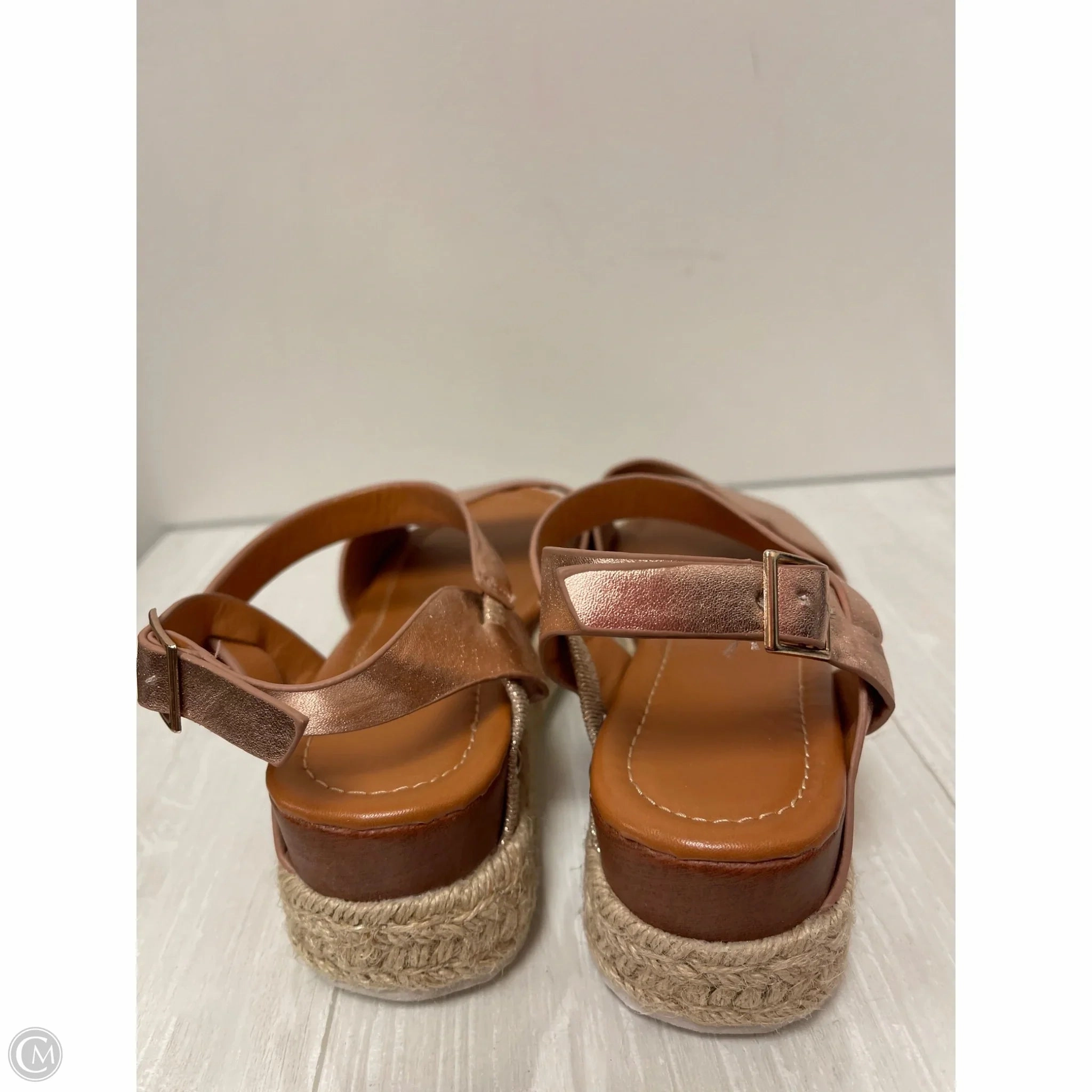 Sandals Heels Platform By Clothes Mentor In Rose Gold, Size: 7.5