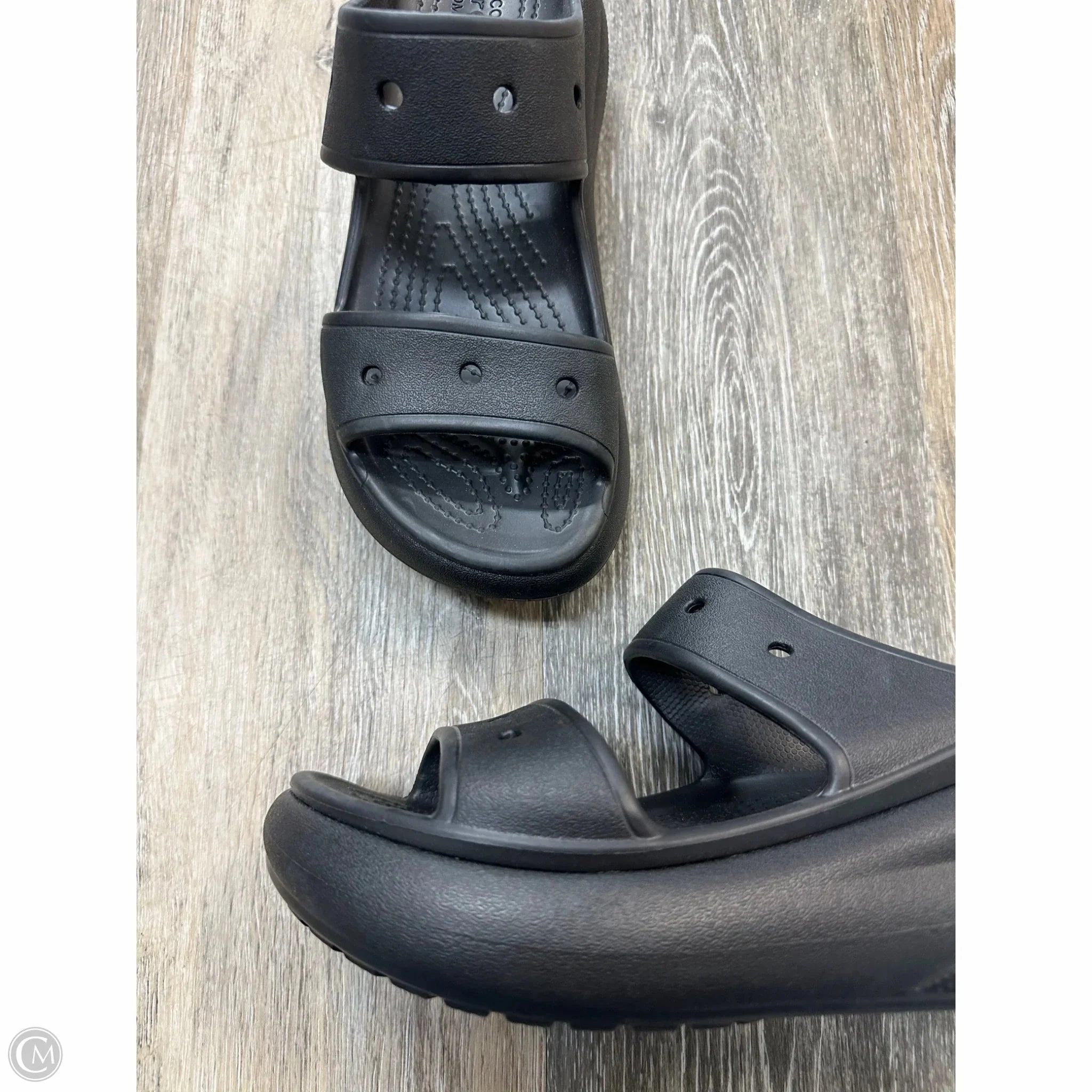 Sandals Heels Platform By Crocs In Black, Size: 7