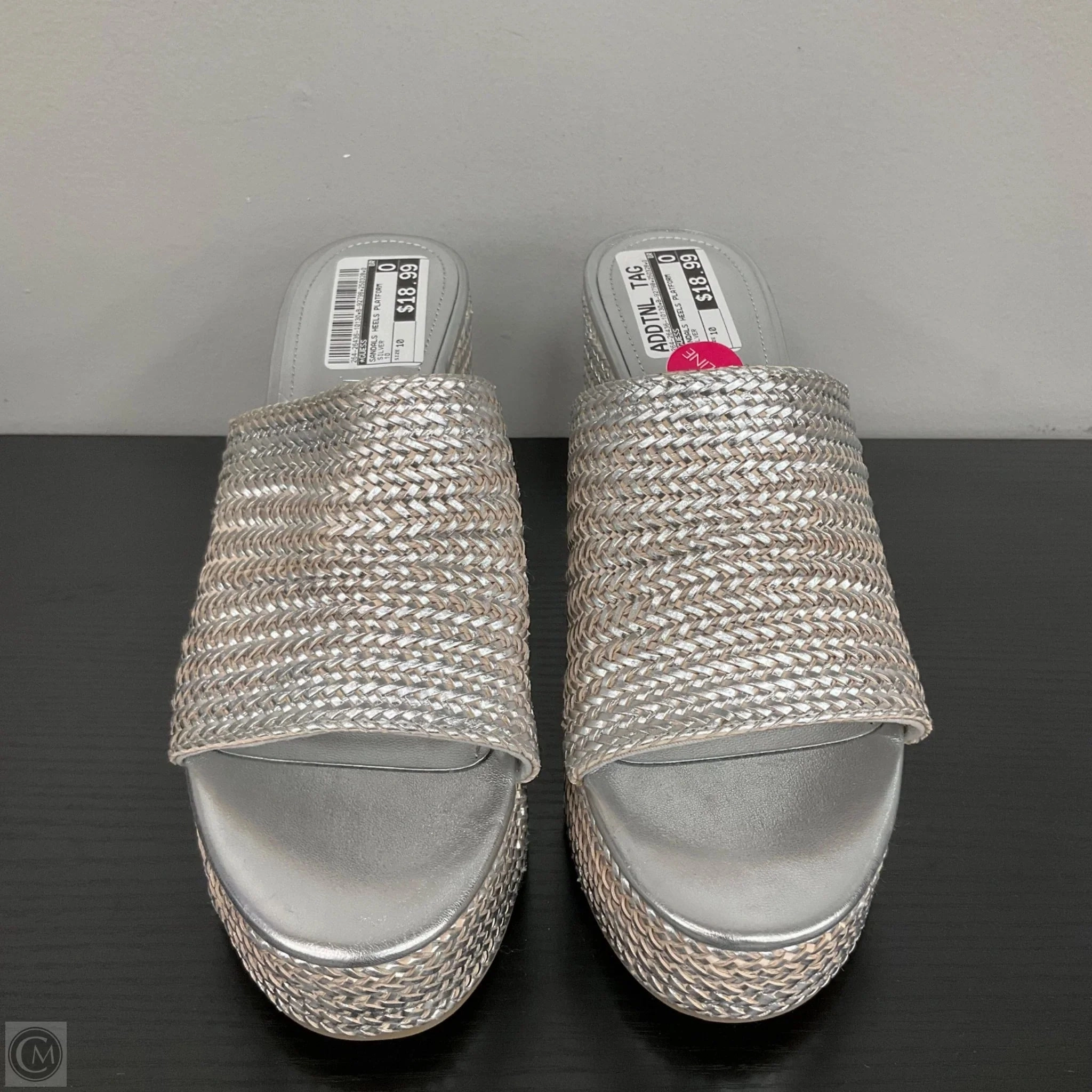 Sandals Heels Platform By Guess In Silver, Size: 10