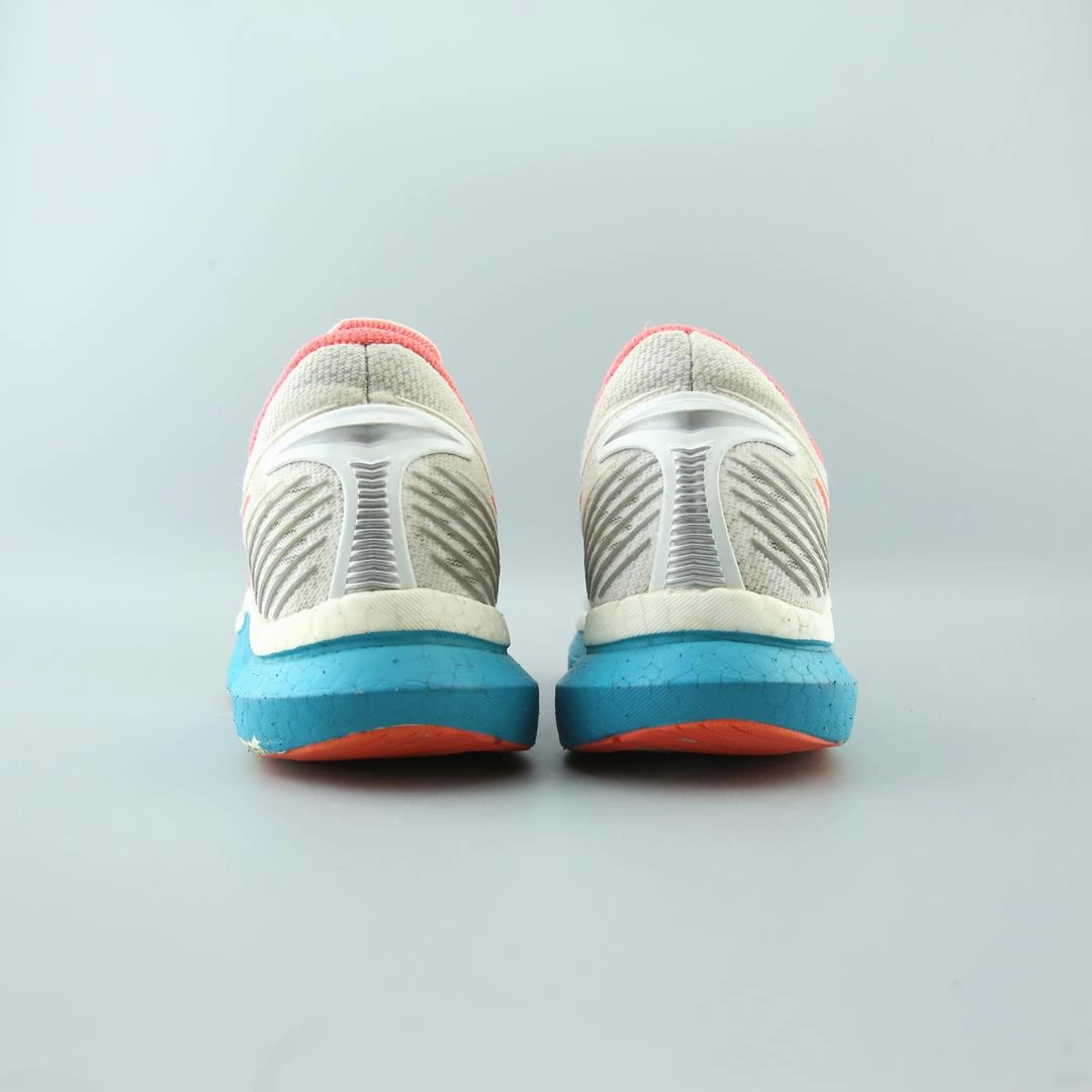 SAUCONY ENDHORPHIN SPEED