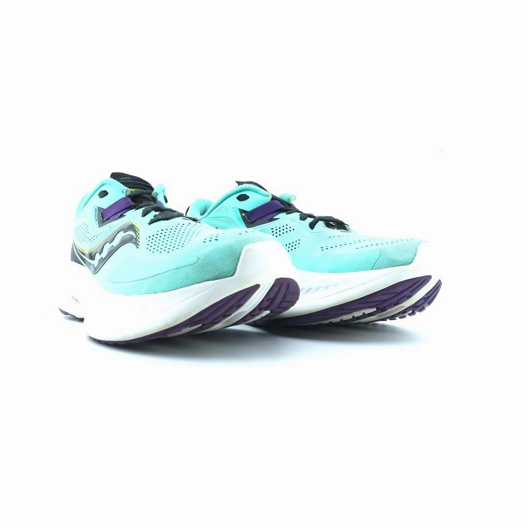 SAUCONY GUIDE 15