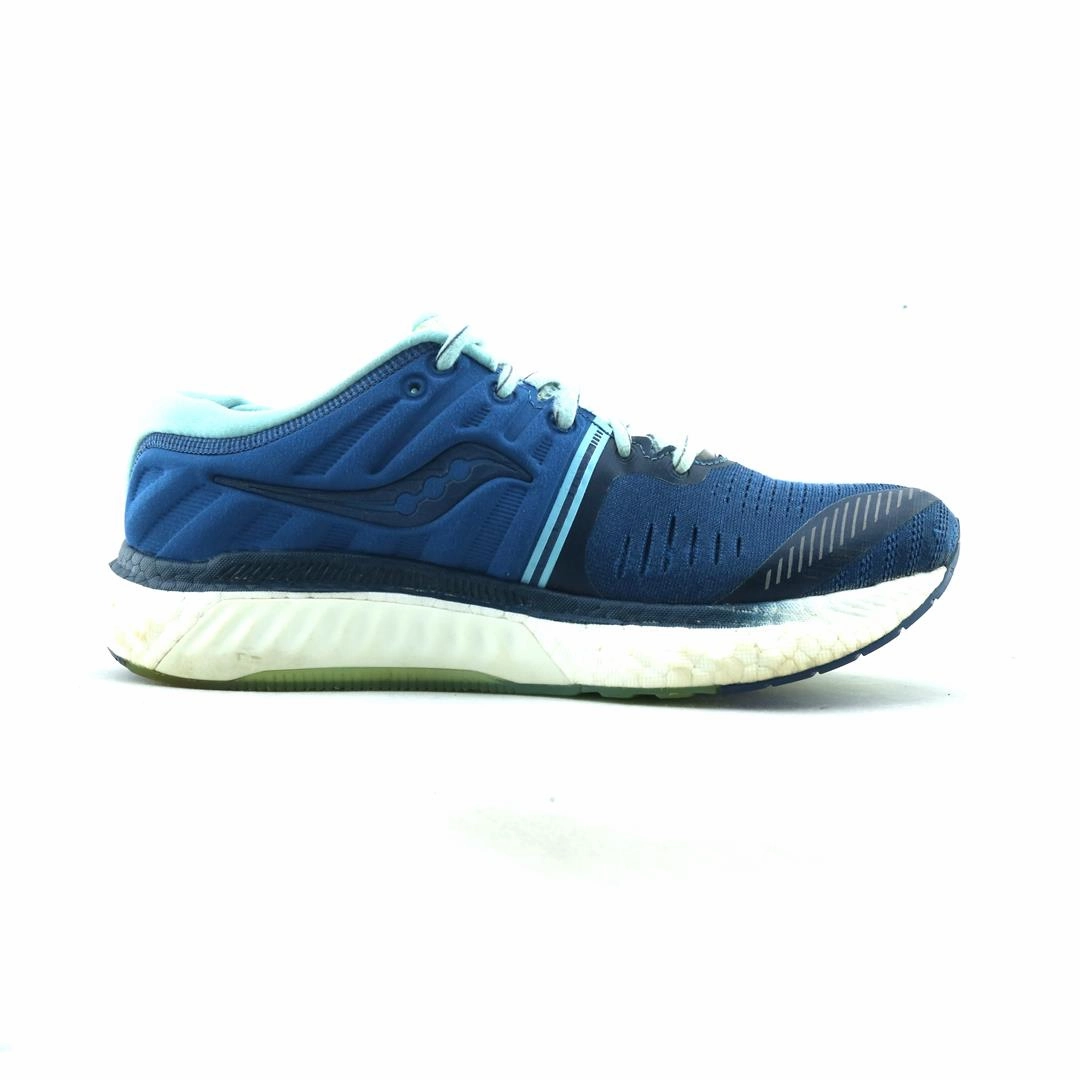 SAUCONY HURRICANE 22