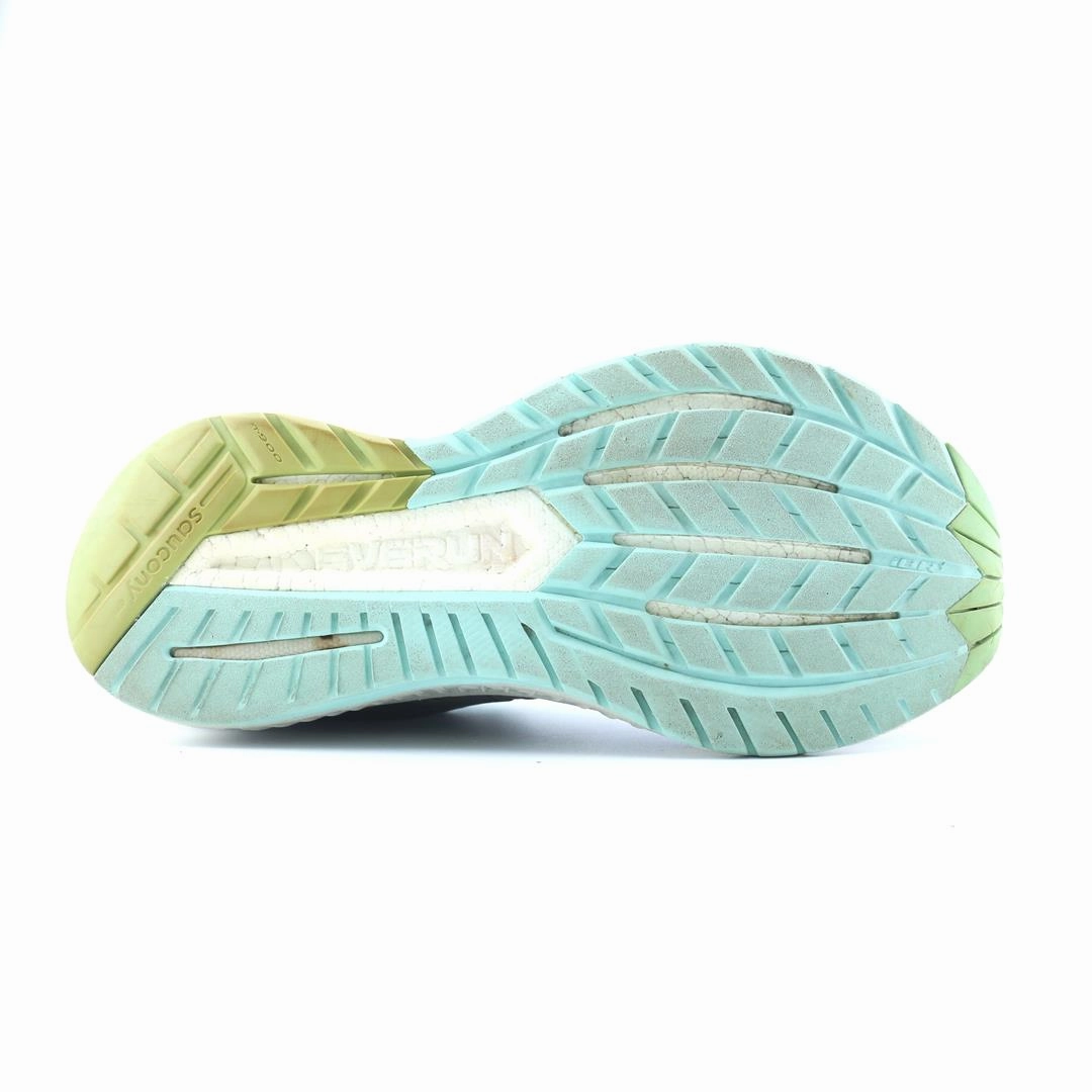 SAUCONY HURRICANE ISO 4