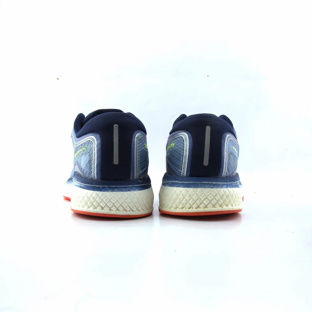 SAUCONY TRIUMPH ISO