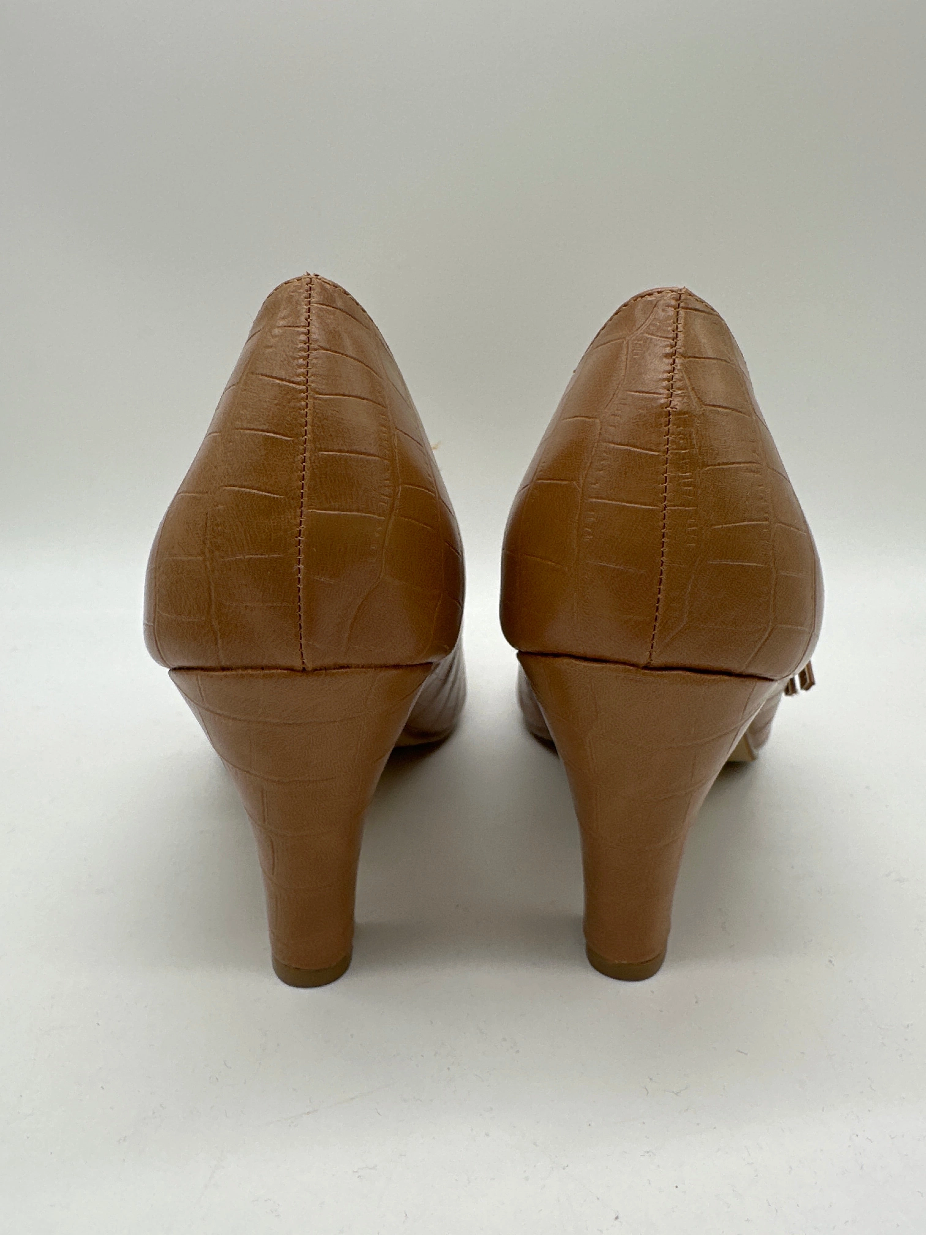 Shoes Heels Block By Journee In Brown, Size: 8.5
