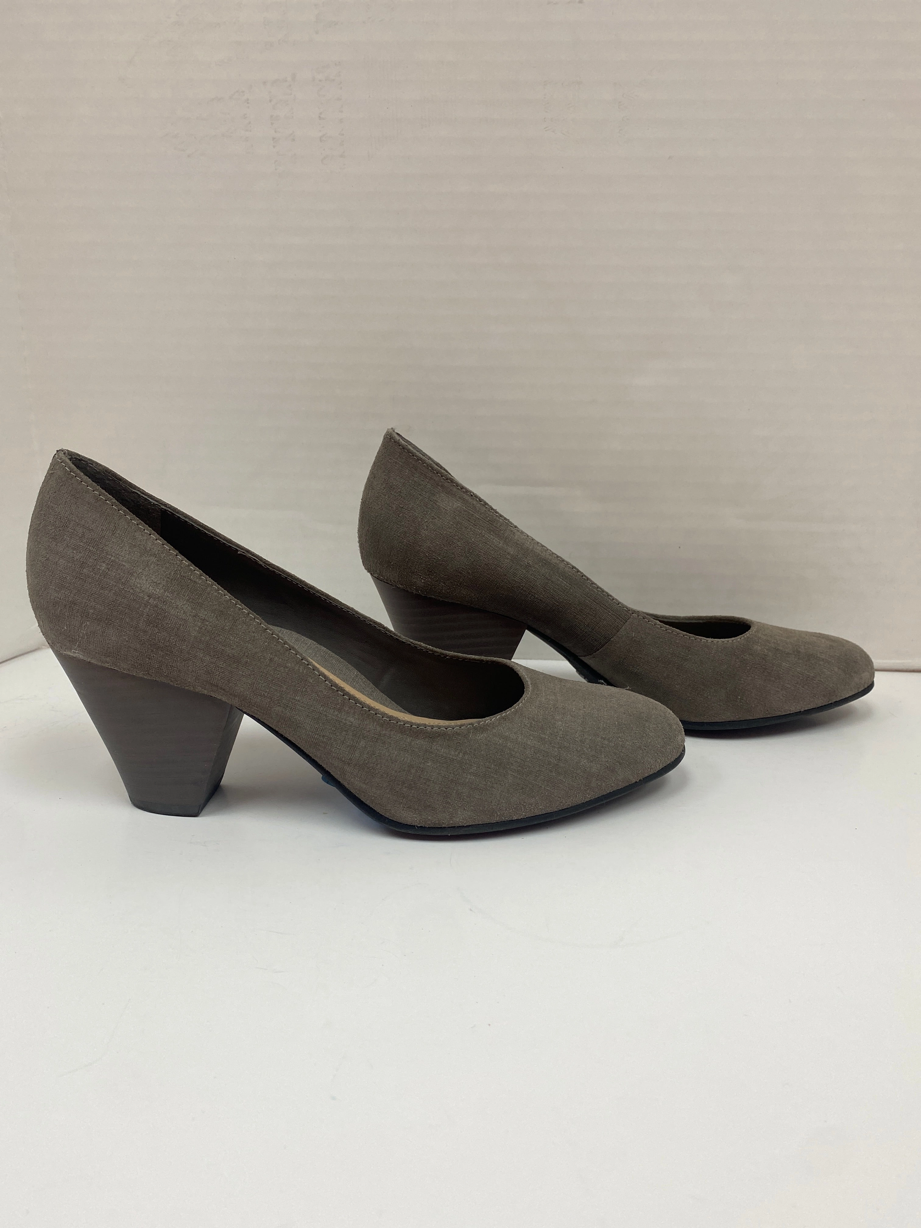 Shoes Heels Block By Nurture In Grey, Size: 8