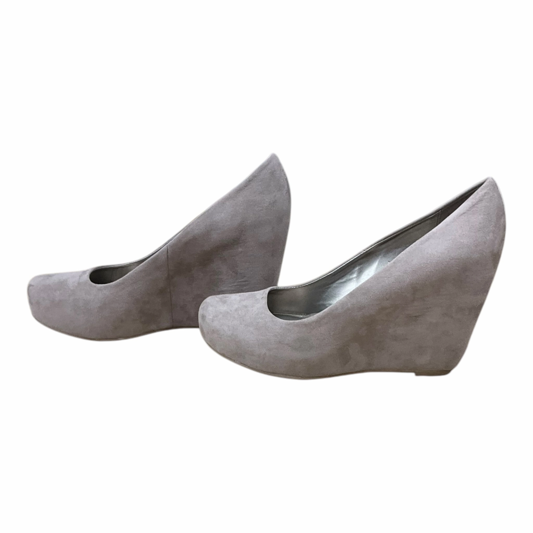 Shoes Heels Wedge By Fergalicious In Grey, Size: 10