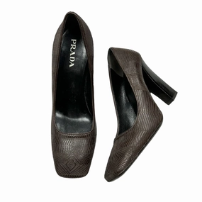 Shoes Luxury Designer By Prada  Size: 8