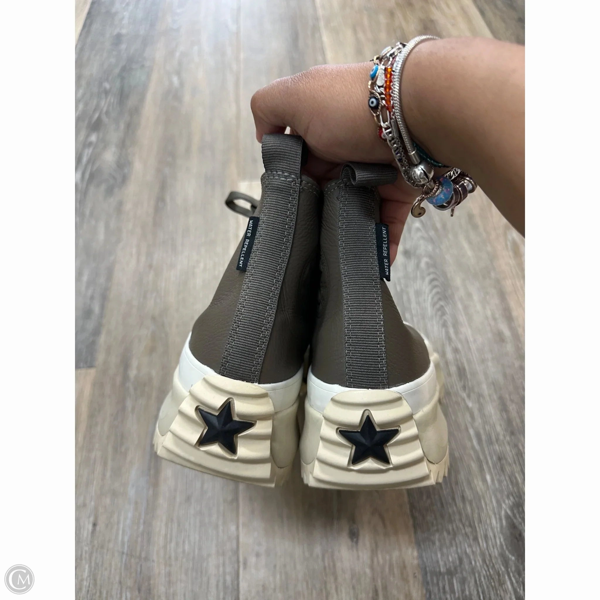 Shoes Sneakers By Converse In Green, Size: 9