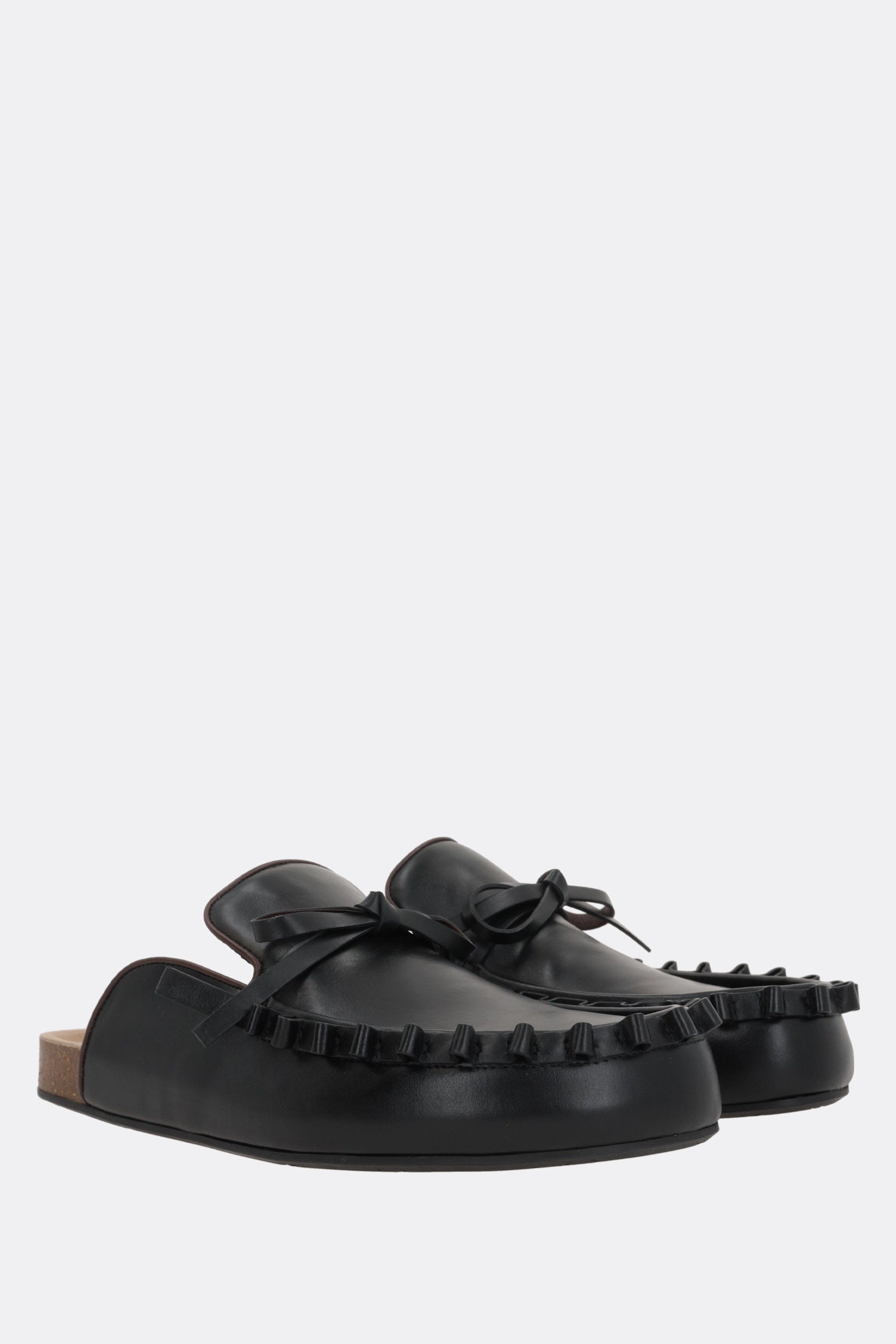 smooth leather slipper with ruffle detail