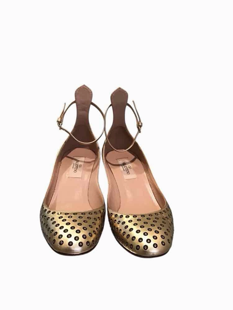 Valentino Gold Size 35.5 Sandals