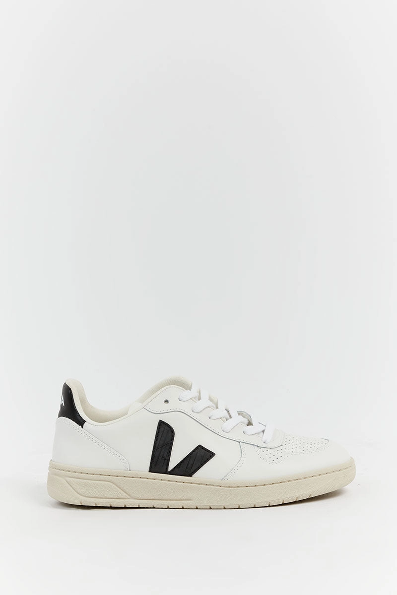 VEJA V-10 LEATHER WHITE BLACK