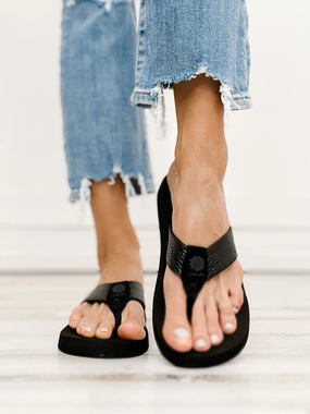 Yellowbox Flax Flip Flop in Black