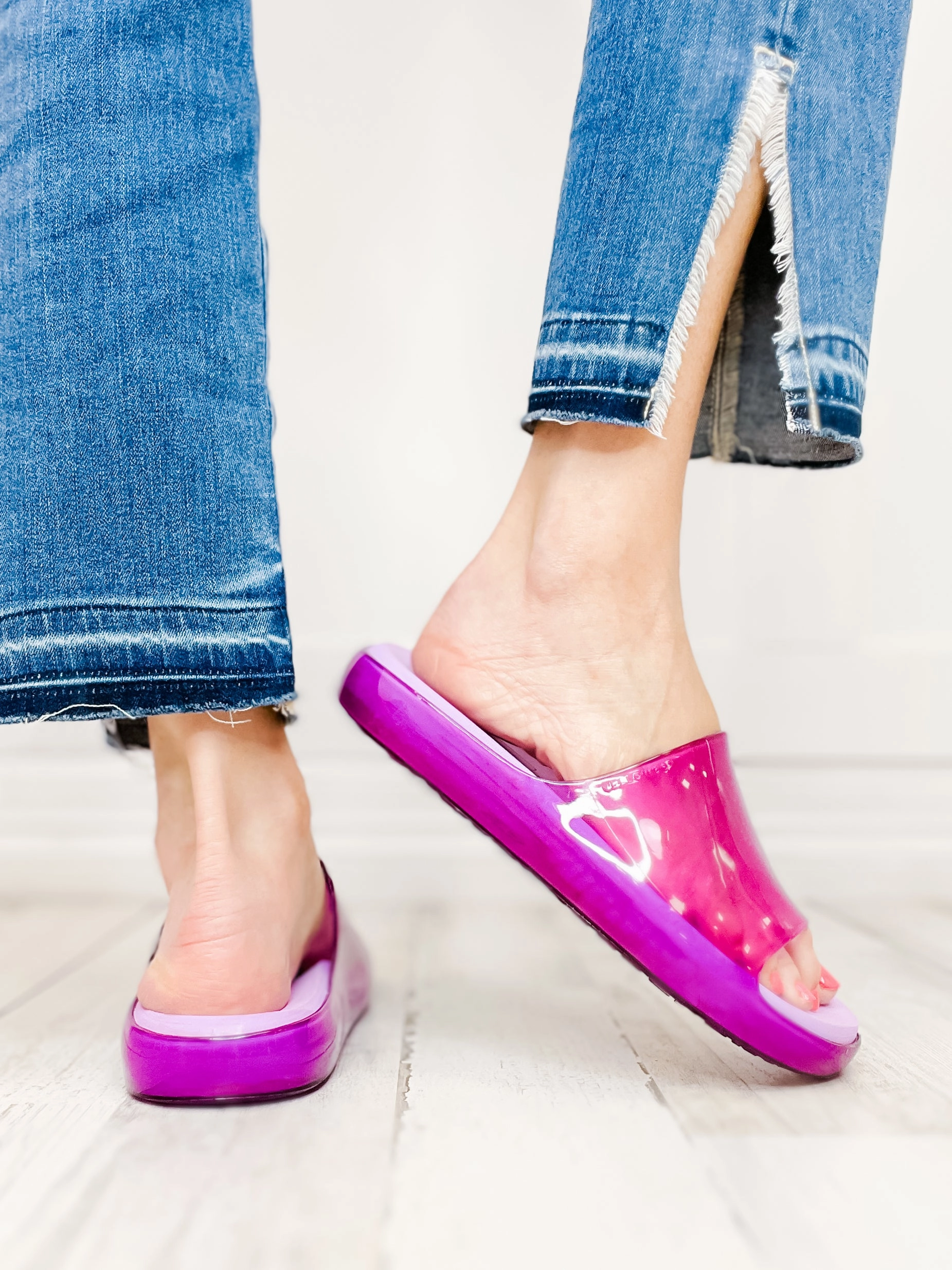 Yellowbox Marana Jelly Slides in Purple